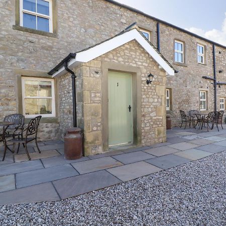 1 Hull House Cottage Скиптън Екстериор снимка
