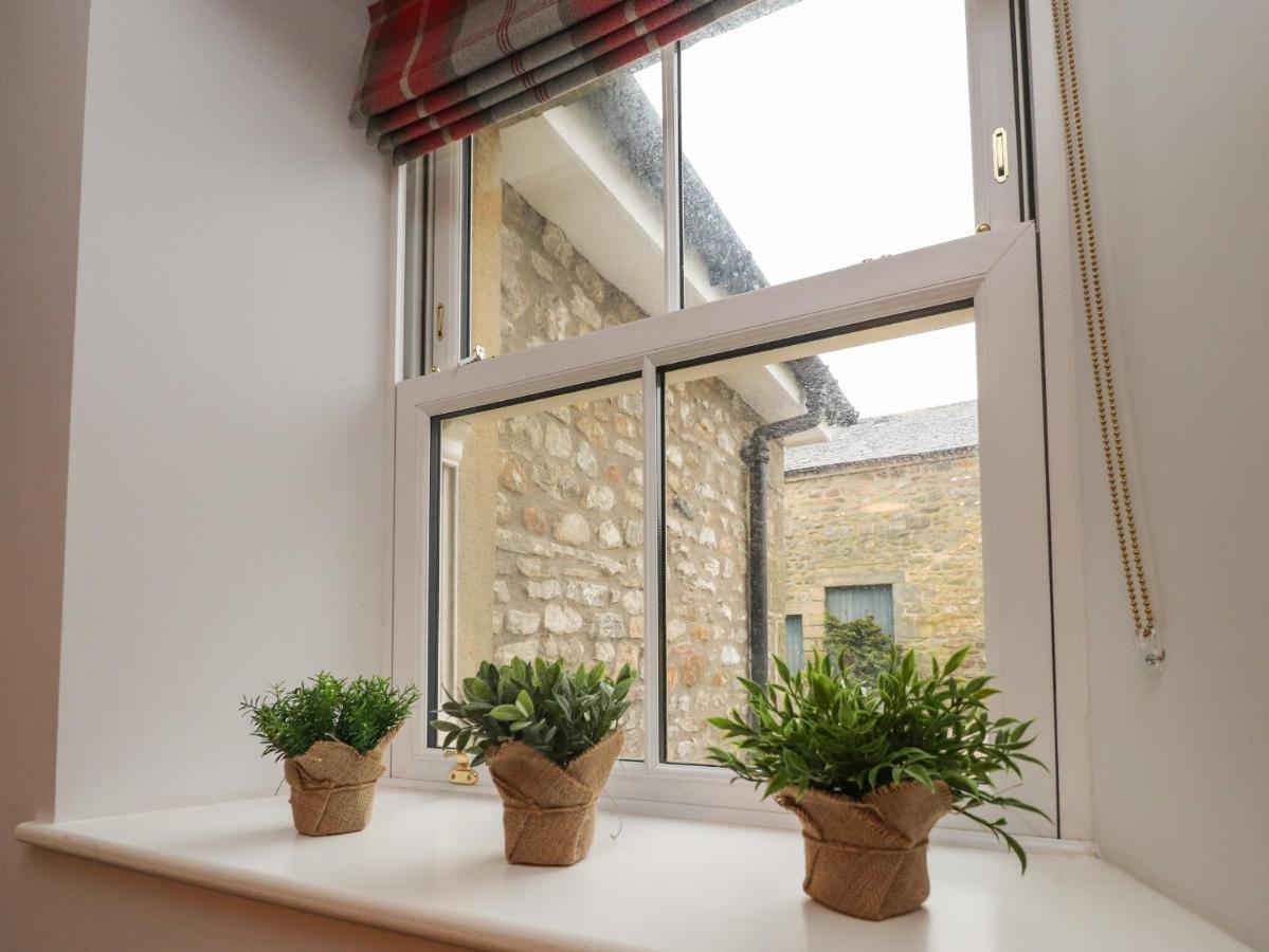 1 Hull House Cottage Скиптън Екстериор снимка